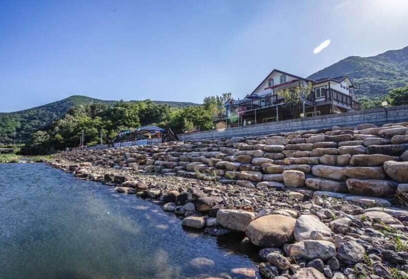 Miryang Haebichi Pension