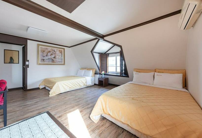 מוטל Nicepark Gangneung