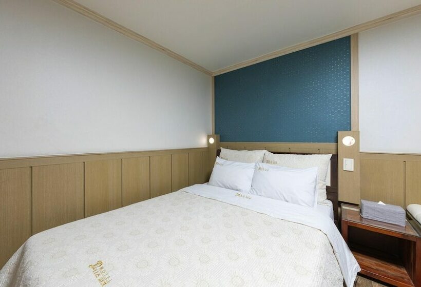 מוטל Nicepark Gangneung