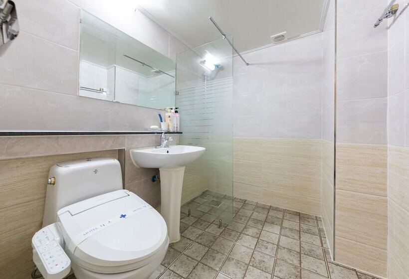 מוטל Nicepark Gangneung