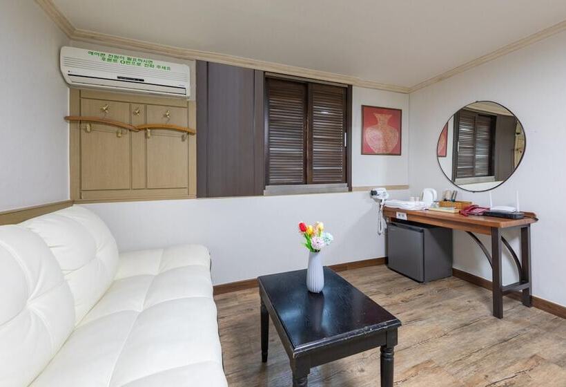 מוטל Nicepark Gangneung