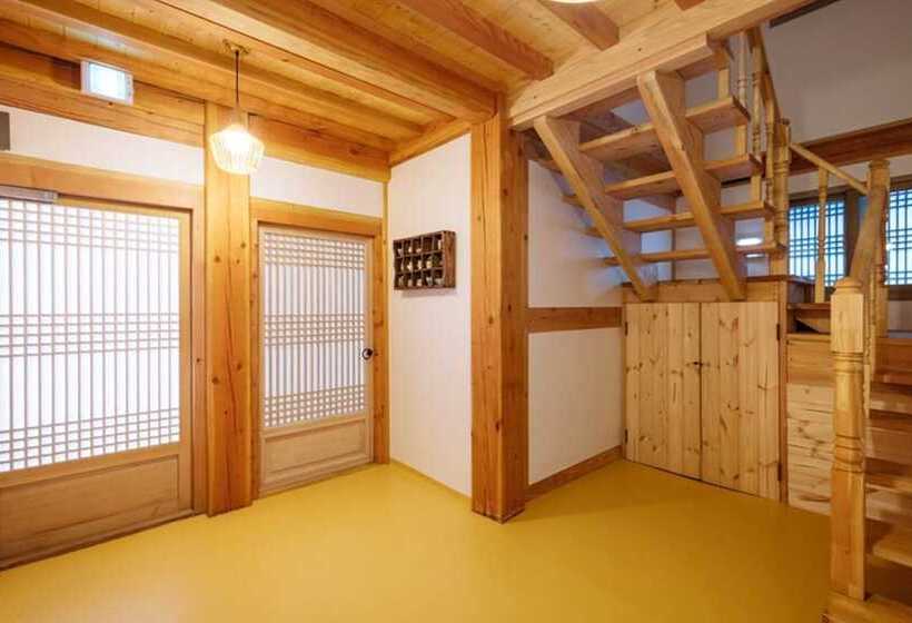 Majatalo Daegu Seomun Hanok Guesthouse
