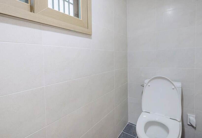 Majatalo Daegu Seomun Hanok Guesthouse