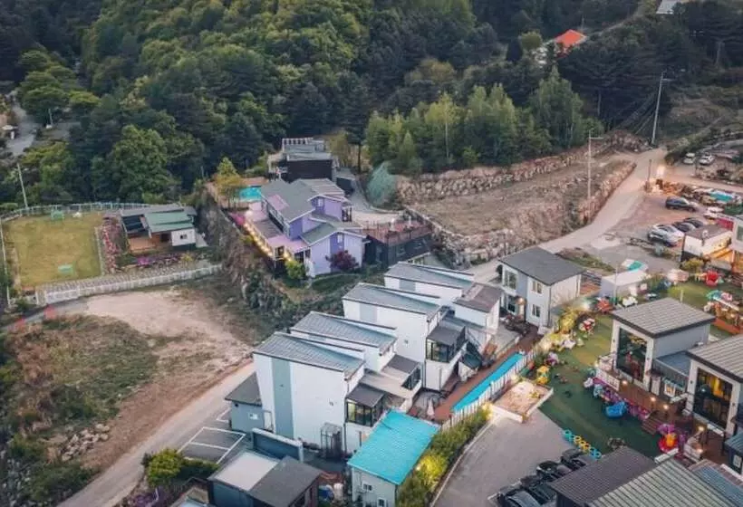 ペンション Gapyeong Dior Pool Villa