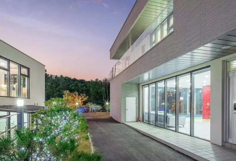 ペンション Gapyeong The Bereuso Poolvilla