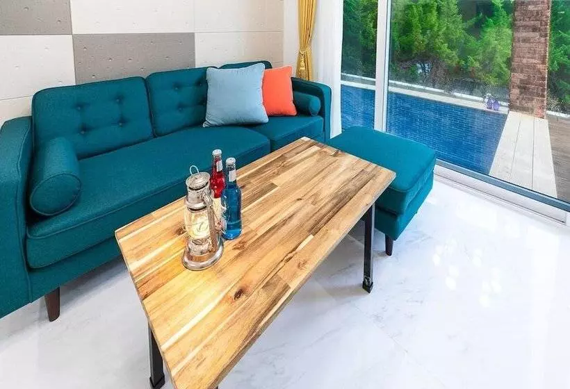 Majatalo Pohang Ohdoheal Poolvilla