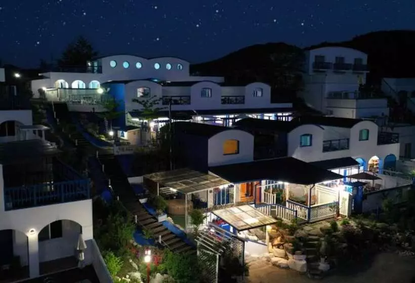 ペンション Yangyang Lodes Pool Villa