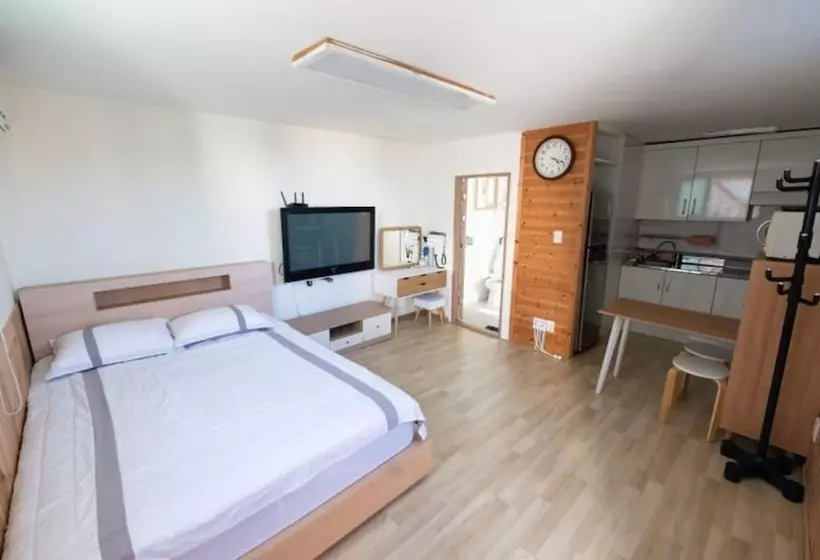 Yeongdeok Healing Ocean View Pension