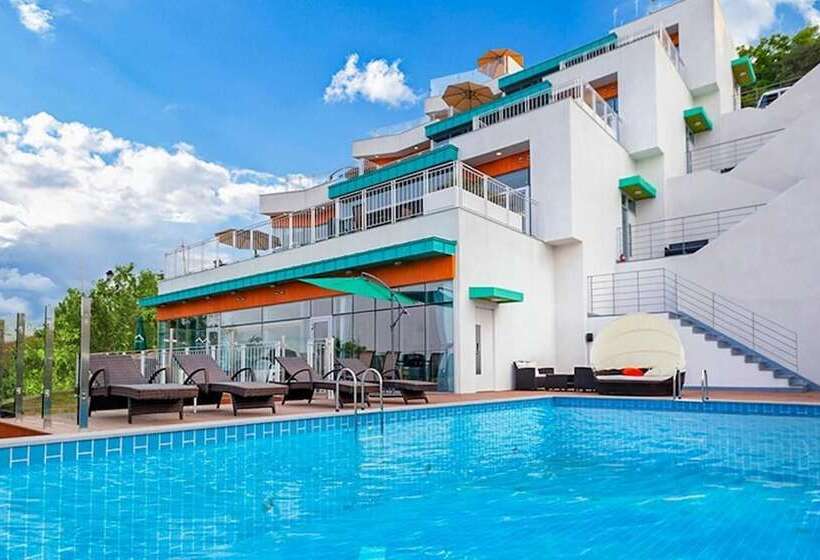 פנסיון Yeosu Marine Terrace Poolvilla