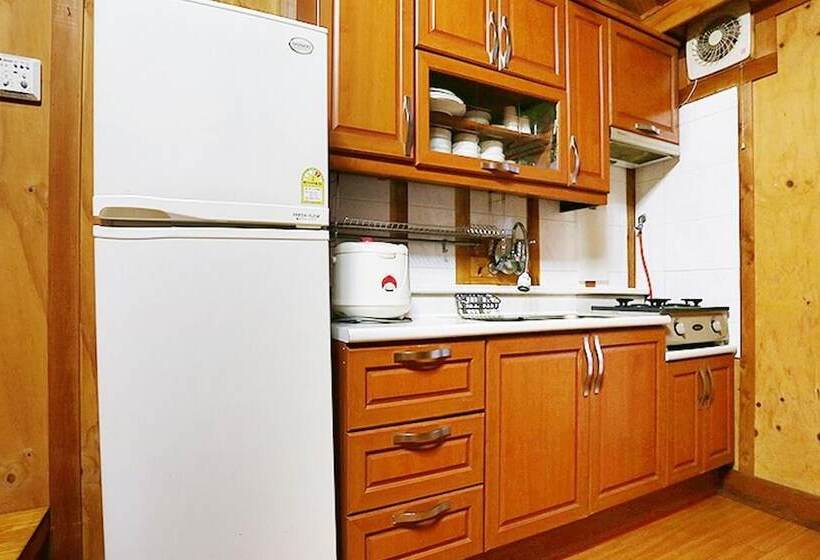 Pocheon Beverly Hill Pension