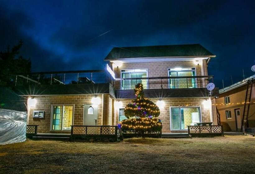 Taean Lunasol Pension