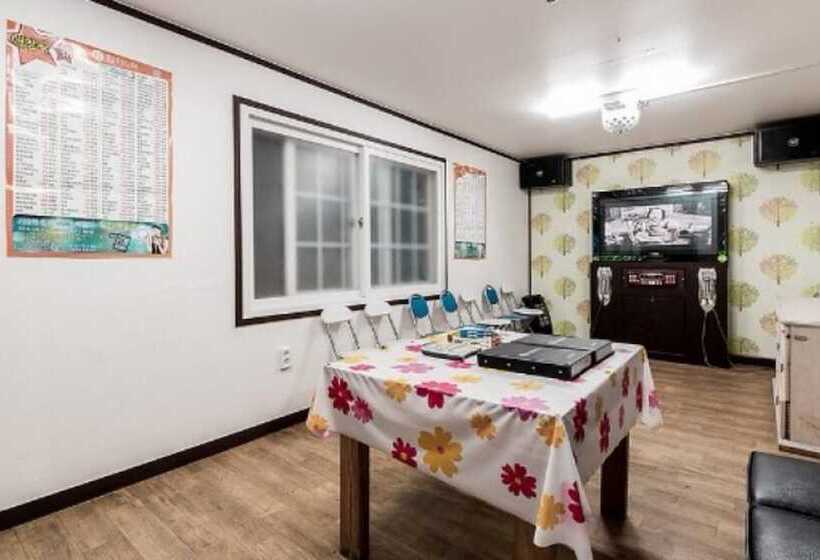 Yanggu Ajinejip Pension