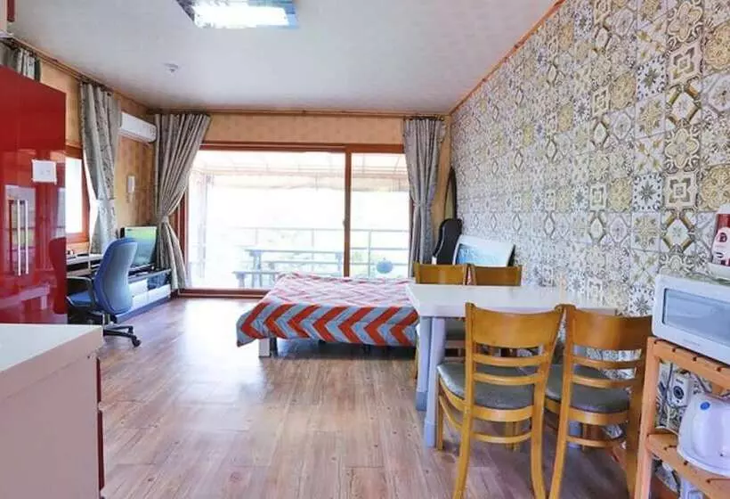 Yanggu Ajinejip Pension