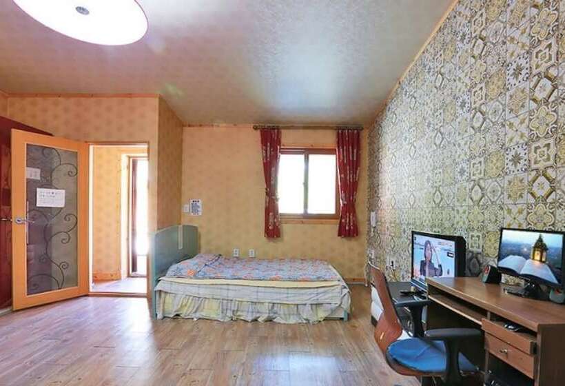 Yanggu Ajinejip Pension