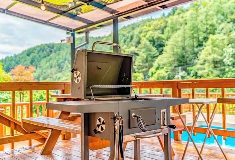 Yangpyeong Galgisan Forest Hill Pension