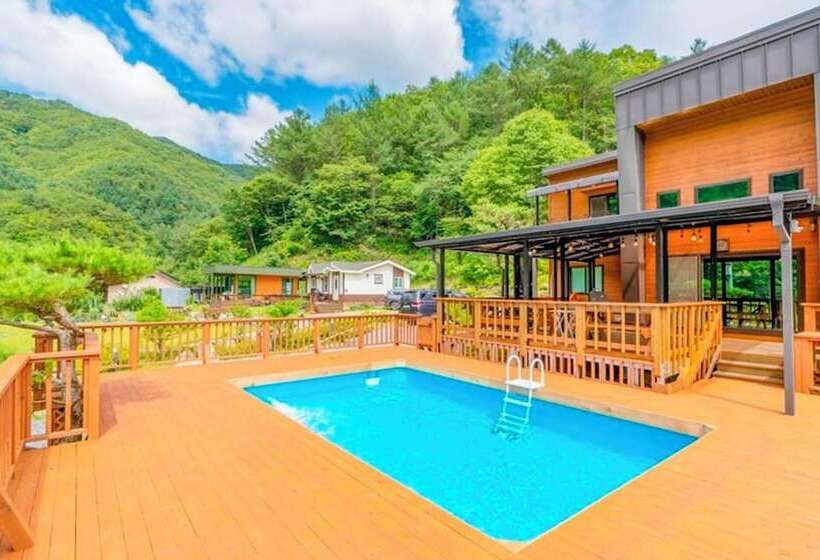 Yangpyeong Galgisan Forest Hill Pension