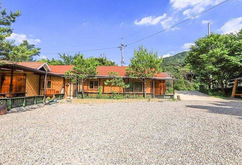 Yangpyeong Sonamu Hyanggi Pension