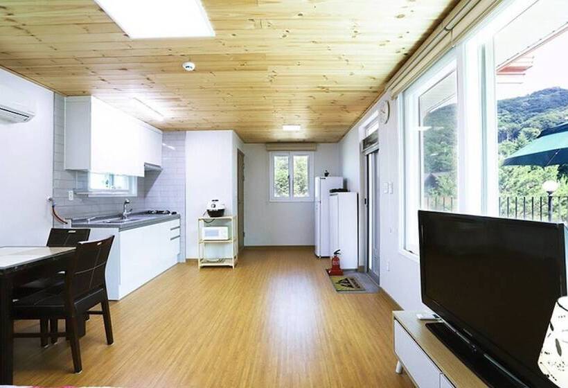 Yangpyeong Sonamu Hyanggi Pension