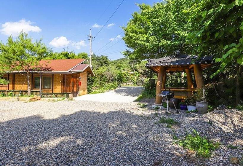 Yangpyeong Sonamu Hyanggi Pension