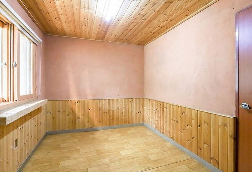 Yangpyeong Sonamu Hyanggi Pension