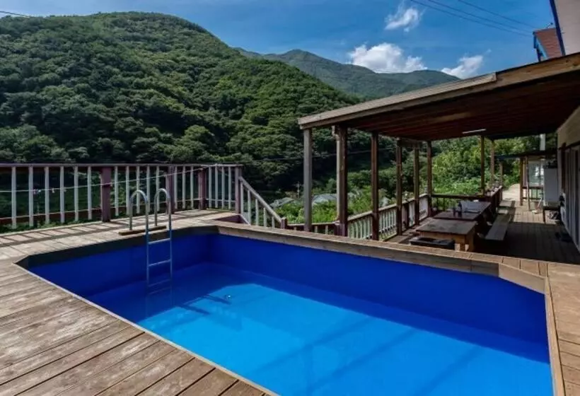 Yangsan  Modoomodoo Pension