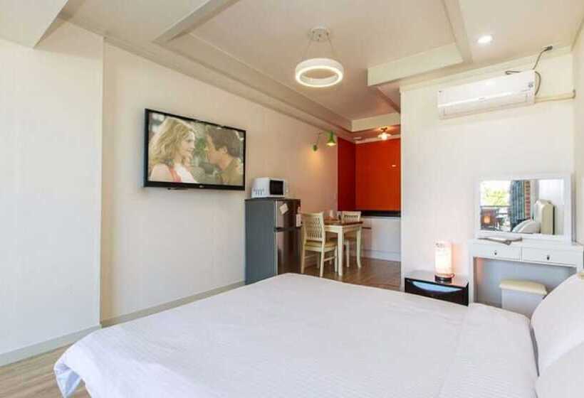 Yangyang Marepino Pension