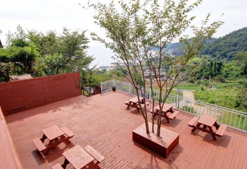 Yeosu Elvino Pension