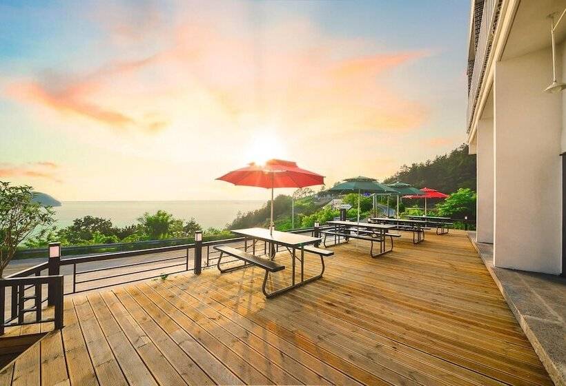 Yeosu Yegreena Pension