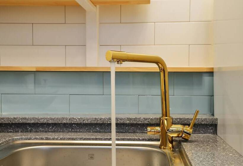 Yeosu Yegreena Pension