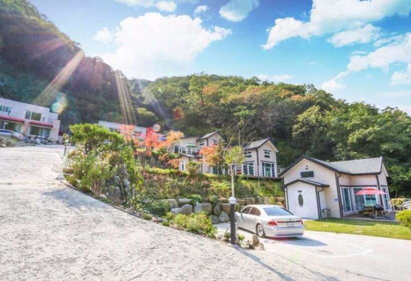 Gapyeong Blue B Pension