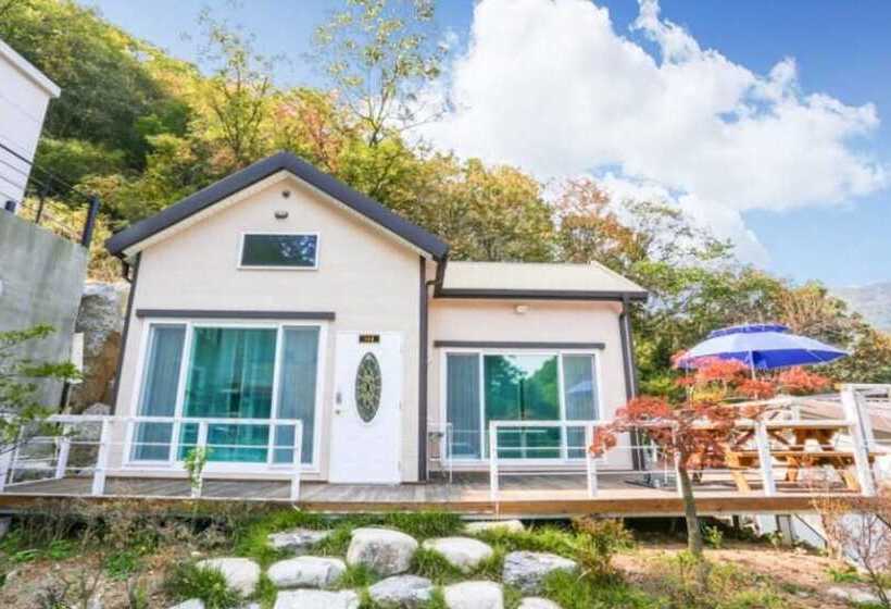 Gapyeong Blue B Pension