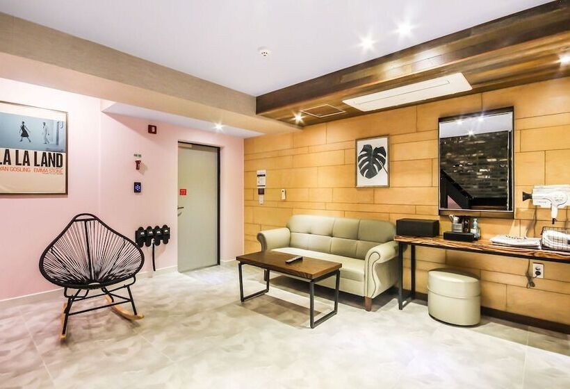 Hadong The W Self Checkin Motel