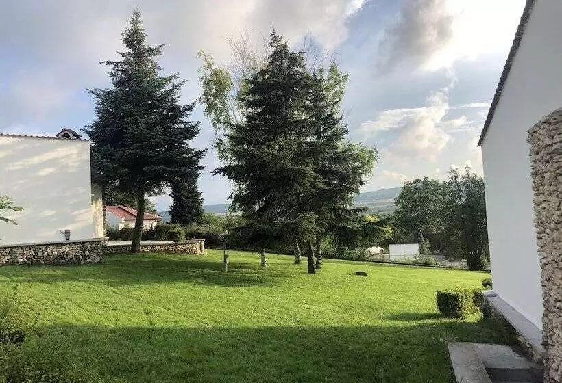 Hotelli Bultrak  Eco Village