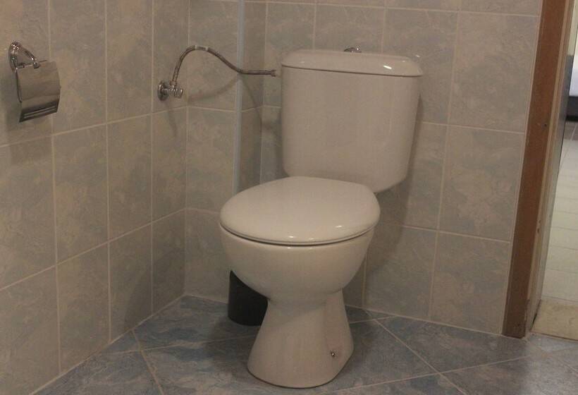 בית מלון כפרי Bultrak  Eco Village