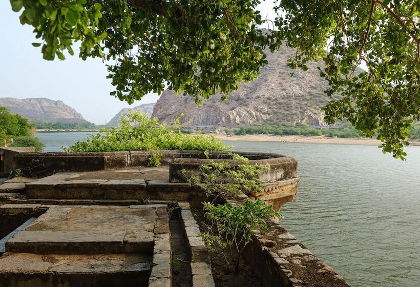 Отель Rajmahal Palace