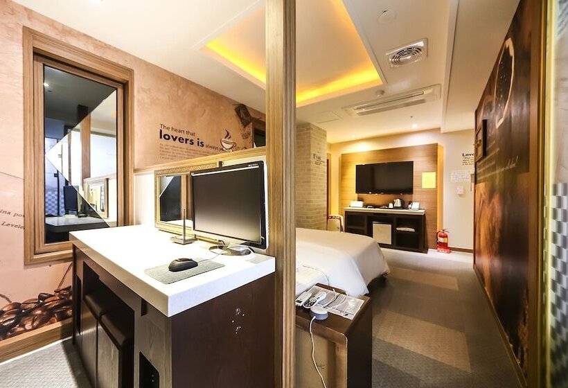 Jinju Cf Self Checkin Motel