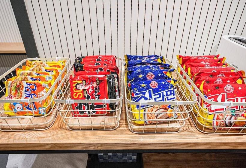 Motel Changwon Palyongdong Hotel Tt