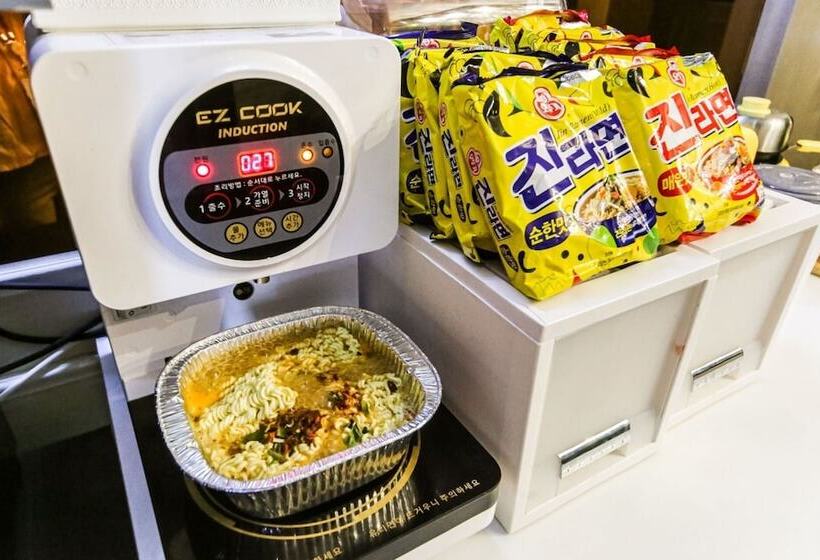 Мотель Changwon Yongho Dong Zeta