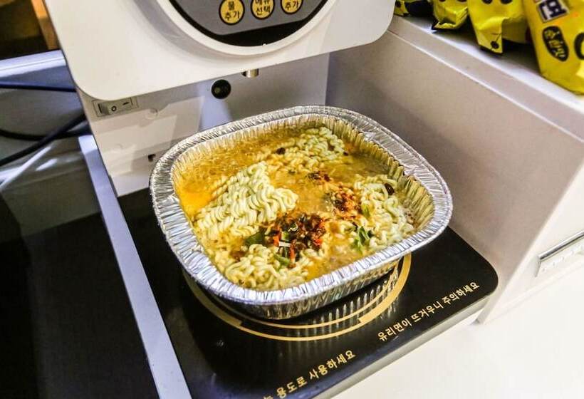 Мотель Changwon Yongho Dong Zeta