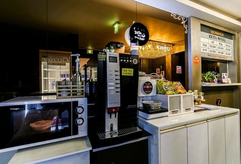 Мотель Changwon Yongho Dong Zeta