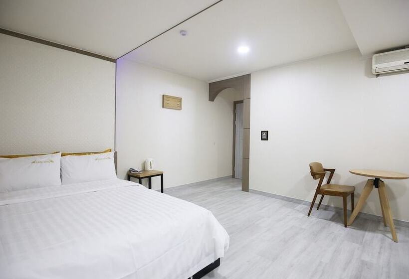 Motel Cheonan Sweet