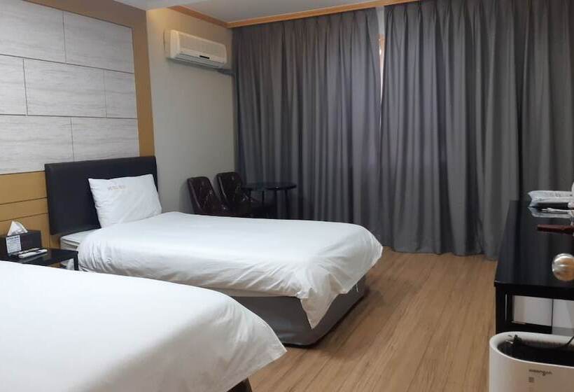 汽车旅馆  Gangneung Central