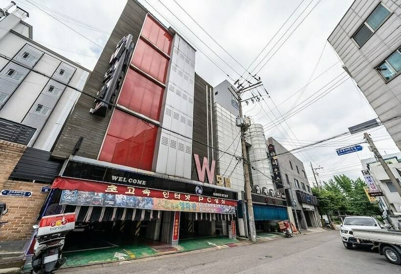 Motel Geumjeong W
