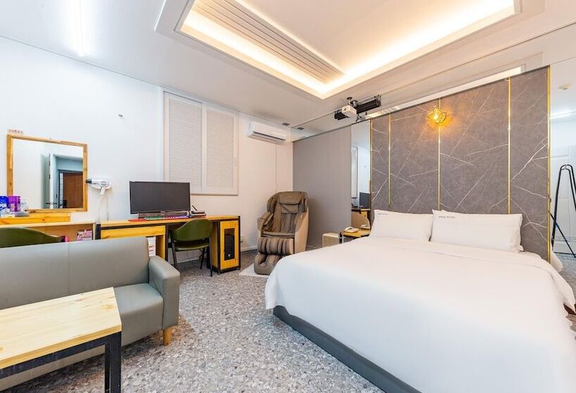 汽车旅馆  Good Time At Gyeryong