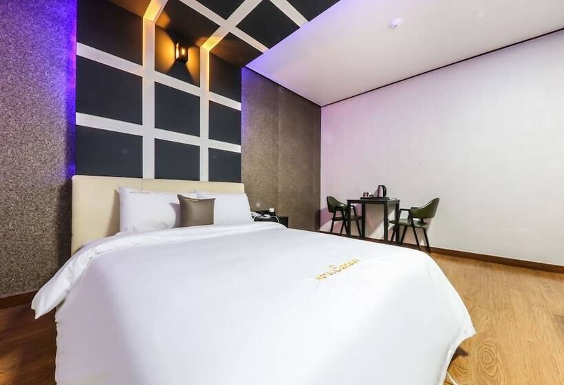 汽车旅馆  Good Time At Gyeryong