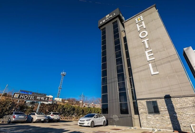 فندق على الطريق Goseong Hotel Patio