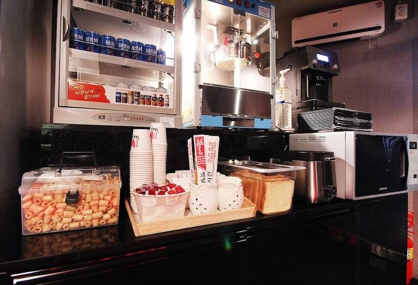 모텔 Gyeongsan Angel