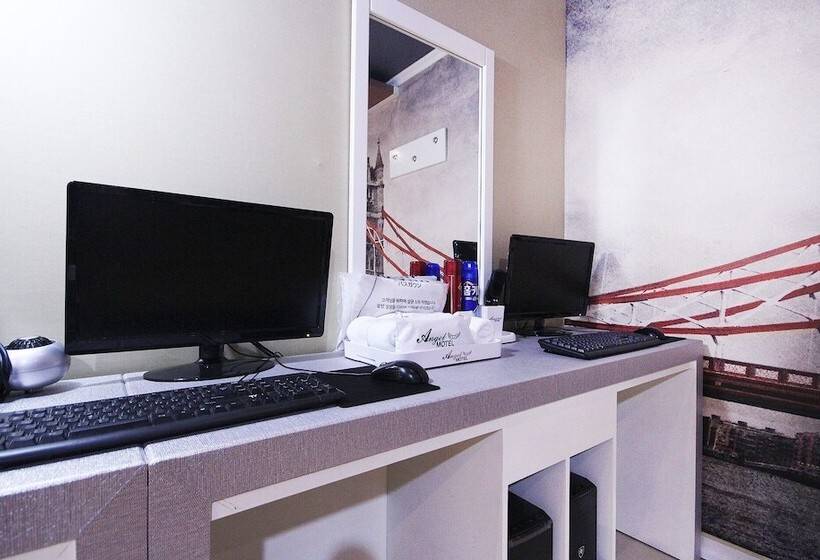 모텔 Gyeongsan Angel