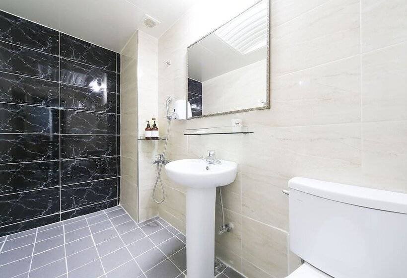 فندق على الطريق Gyeongsan King