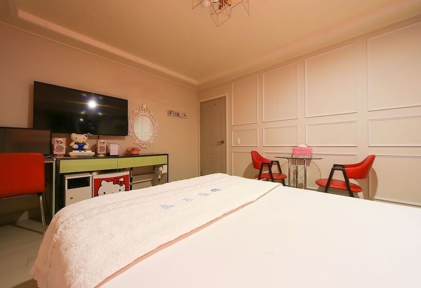 فندق على الطريق Gyeongsan King